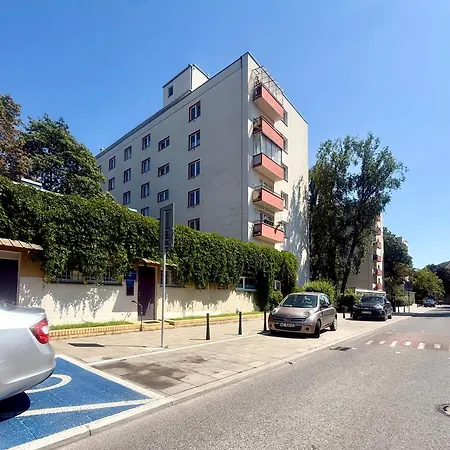 Cozy Niepodleglosci Avenue